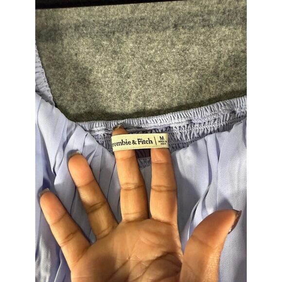 Abercrombie & Fitch Ruched Puff Sleeve Sweetheart Top - M - Picture 4 of 8